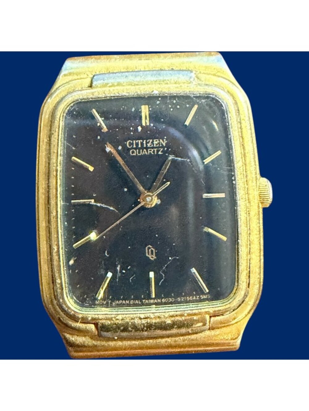 Vintage Citizen Quartz Men's Gold Tone Rectangular Black Dial Watch 6030-S60201